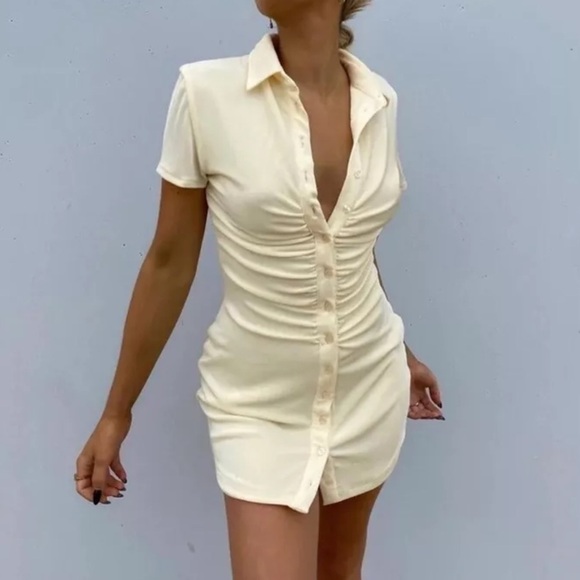 With Jean Dresses & Skirts - NWT With Jean Alexa Buttercream Yellow Ruched Short Sleeve Dress